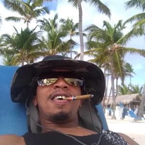 Meet your Posher, Reginald